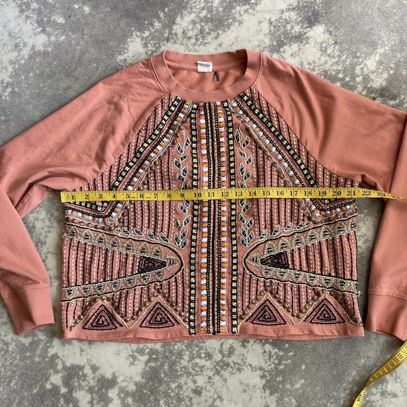 Anthropologie Akemi & Kin Rose Sequin Embellished Round Neck Knit Top Size M - Picture 5 of 12